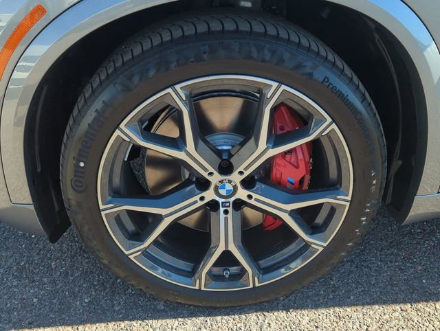 New 2026 BMW X5 xDrive50e image 10