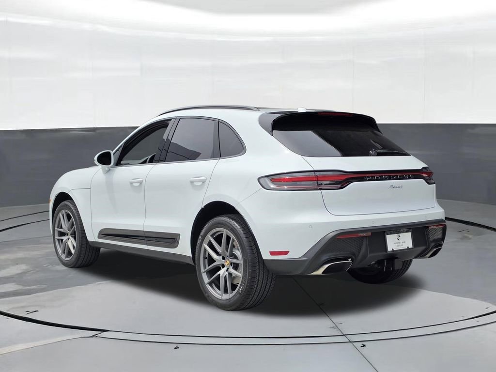 New 2026 Porsche Macan AWD/4WD image 3