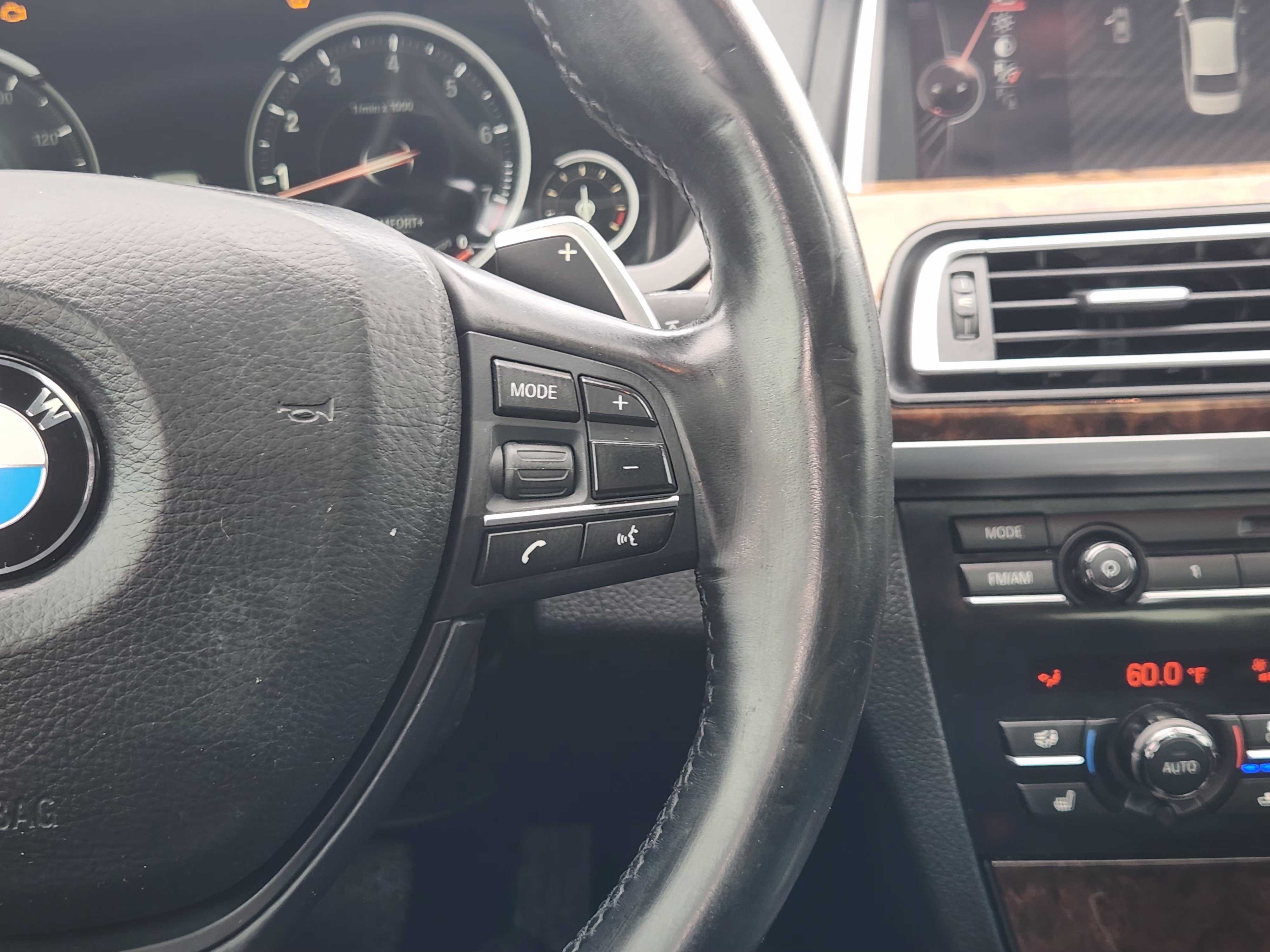 Used 2015 BMW 750Li RWD image 28