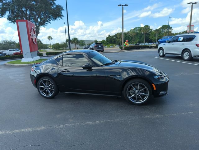 Used 2021 MAZDA MX-5 Miata RF Grand Touring RWD image 2