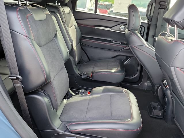 Certified 2025 Ford Explorer ST AWD/4WD image 29