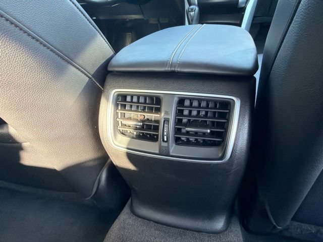 Used 2017 Acura TLX FWD image 15