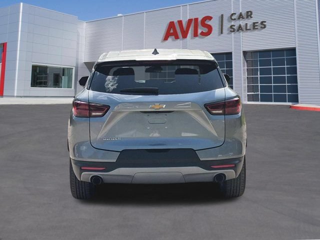 Used 2025 Chevrolet Blazer LT FWD image 7