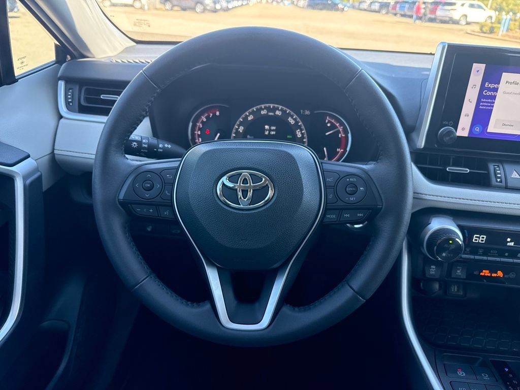 Used 2023 Toyota RAV4 XLE Premium image 25