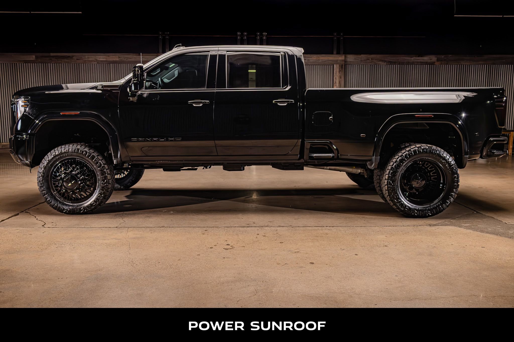 Used 2024 GMC Sierra 3500 Denali w/ Denali Reserve Package image 6