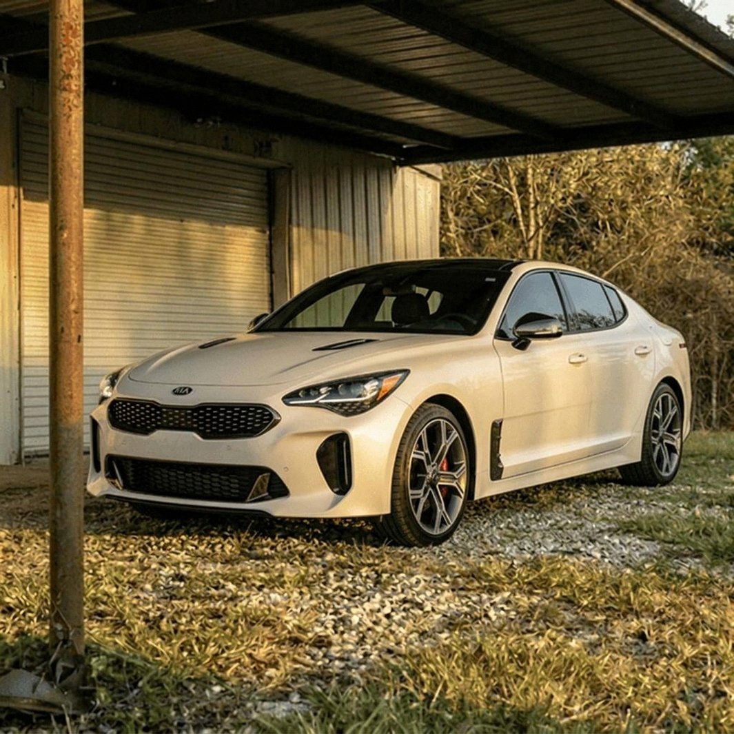 Used 2021 Kia Stinger GT-Line w/ Sun & Sound Package AWD/4WD image 4