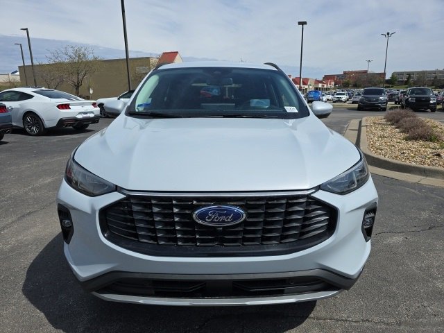 New 2025 Ford Escape SE w/ PHEV Premium Package image 8