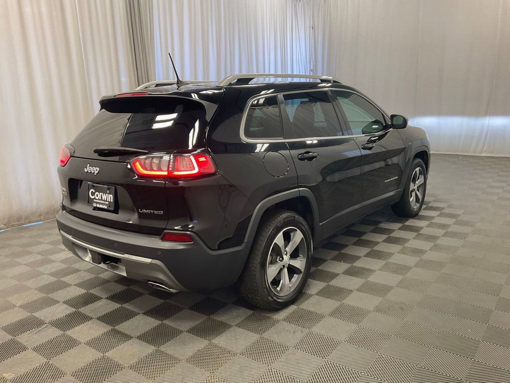 Used 2019 Jeep Cherokee Limited w/ Trailer Tow Group AWD/4WD video 2