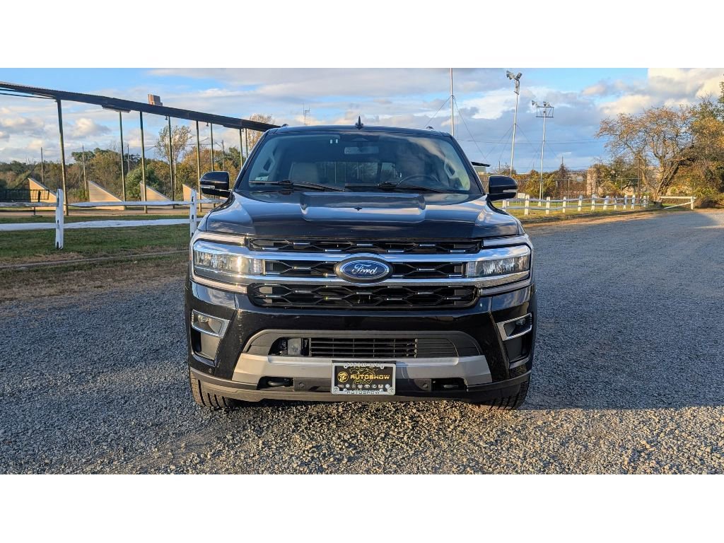 Used 2023 Ford Expedition Max Limited image 2