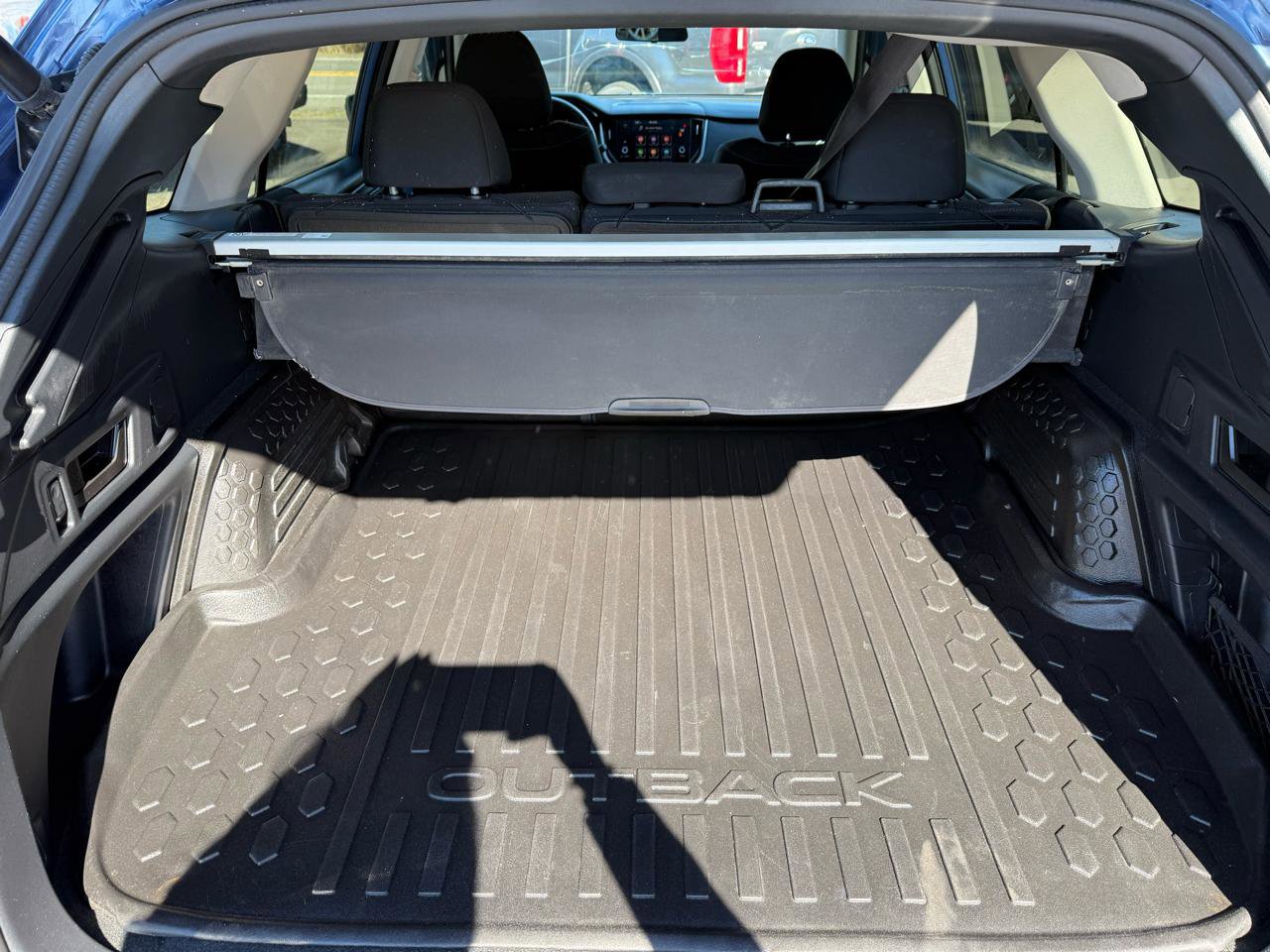 Used 2022 Subaru Outback Premium image 15