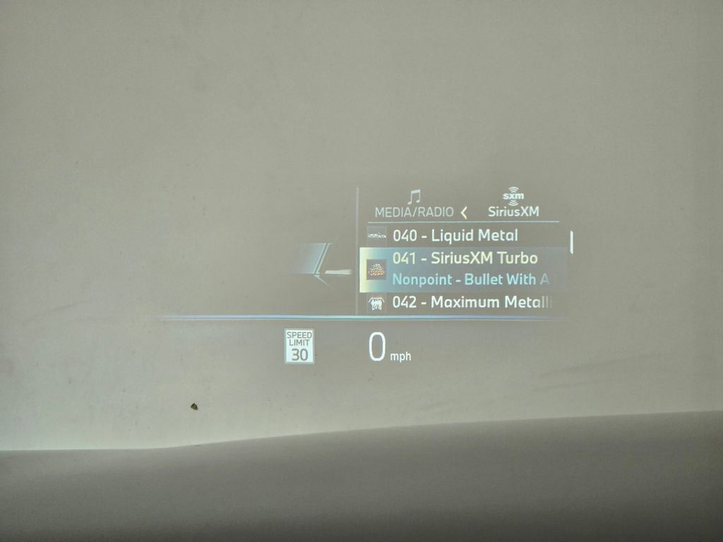 New 2026 BMW 740i xDrive w/ Premium Package image 37