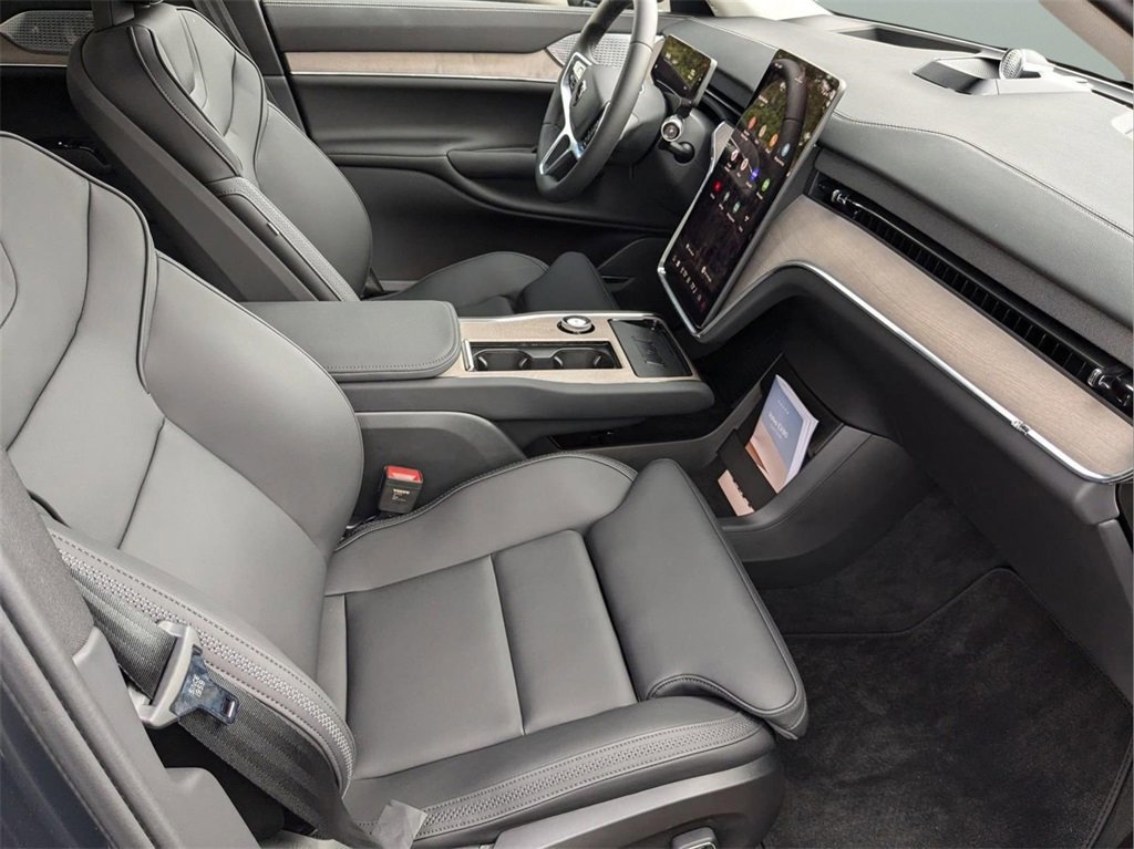 New 2025 Volvo EX90 Ultra image 30