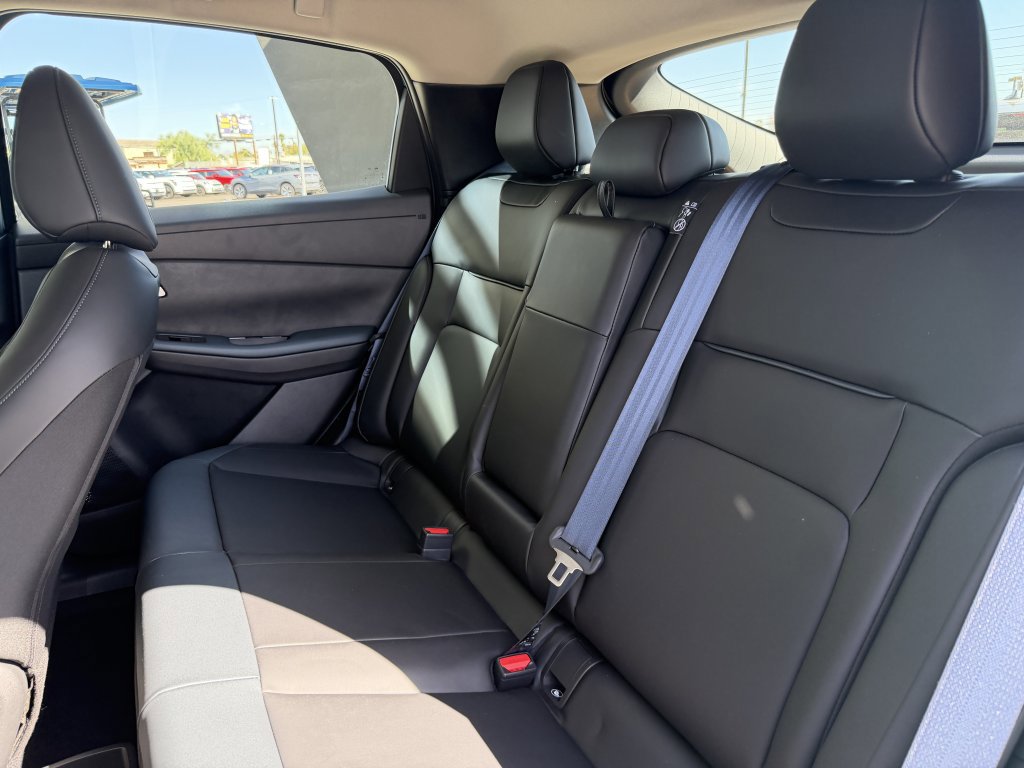 Used 2026 Nissan Leaf SV+ w/ Floor Mat Package (SV+) FWD image 33