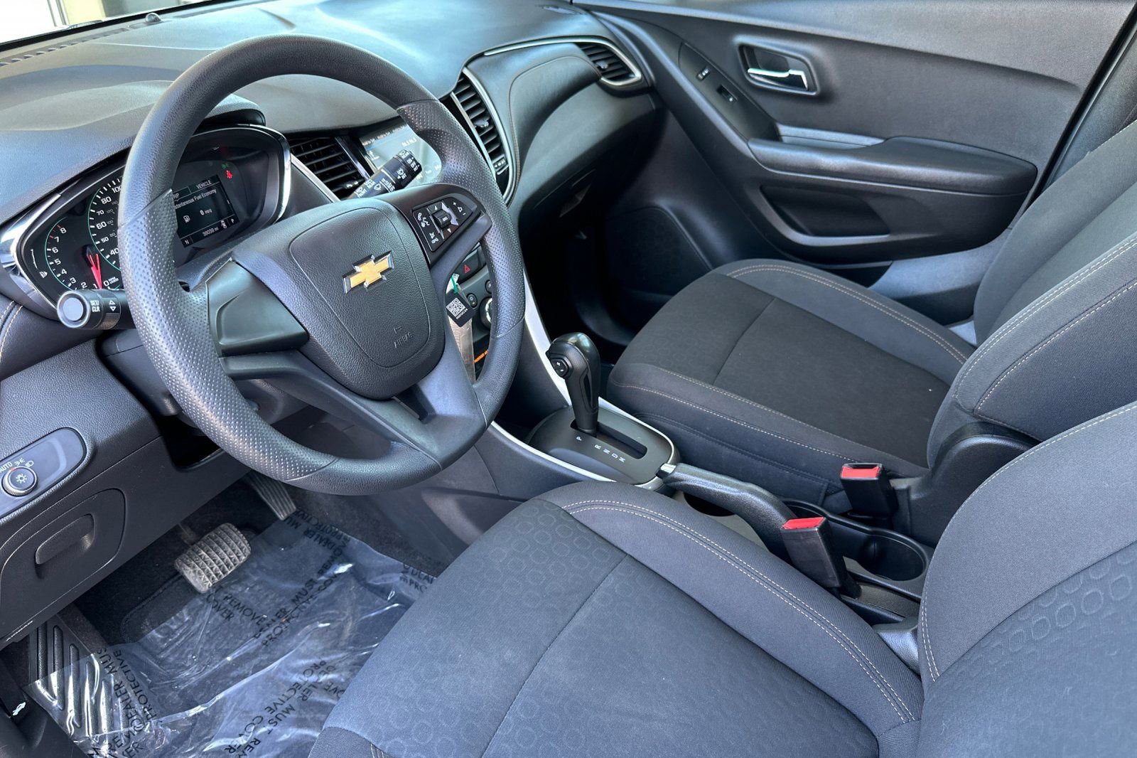 Used 2018 Chevrolet Trax LS image 10