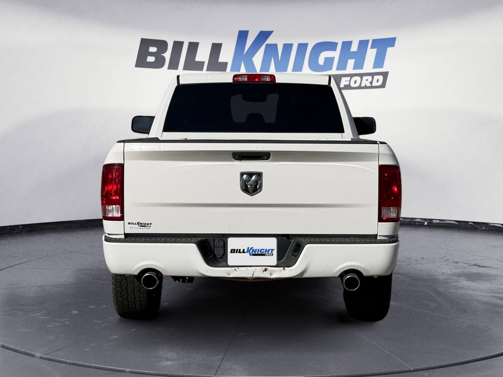 Used 2016 RAM 1500 Express RWD image 4