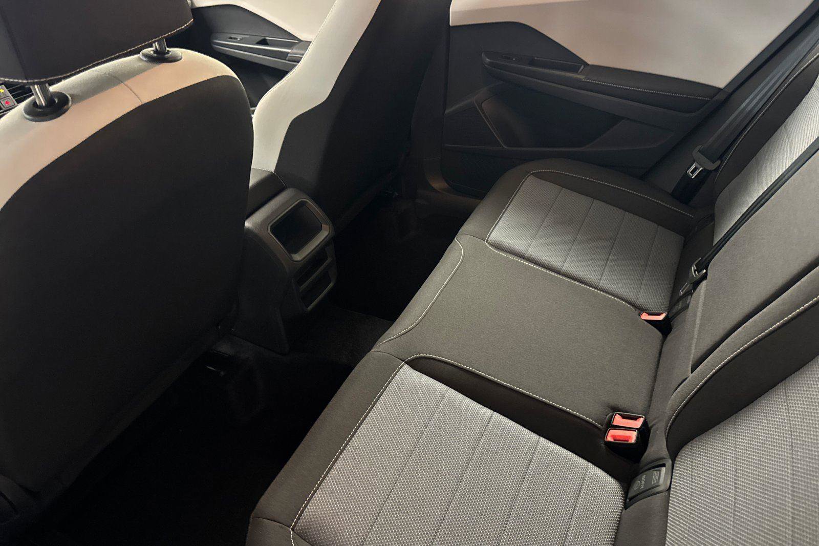 New 2025 Volkswagen Taos S image 11