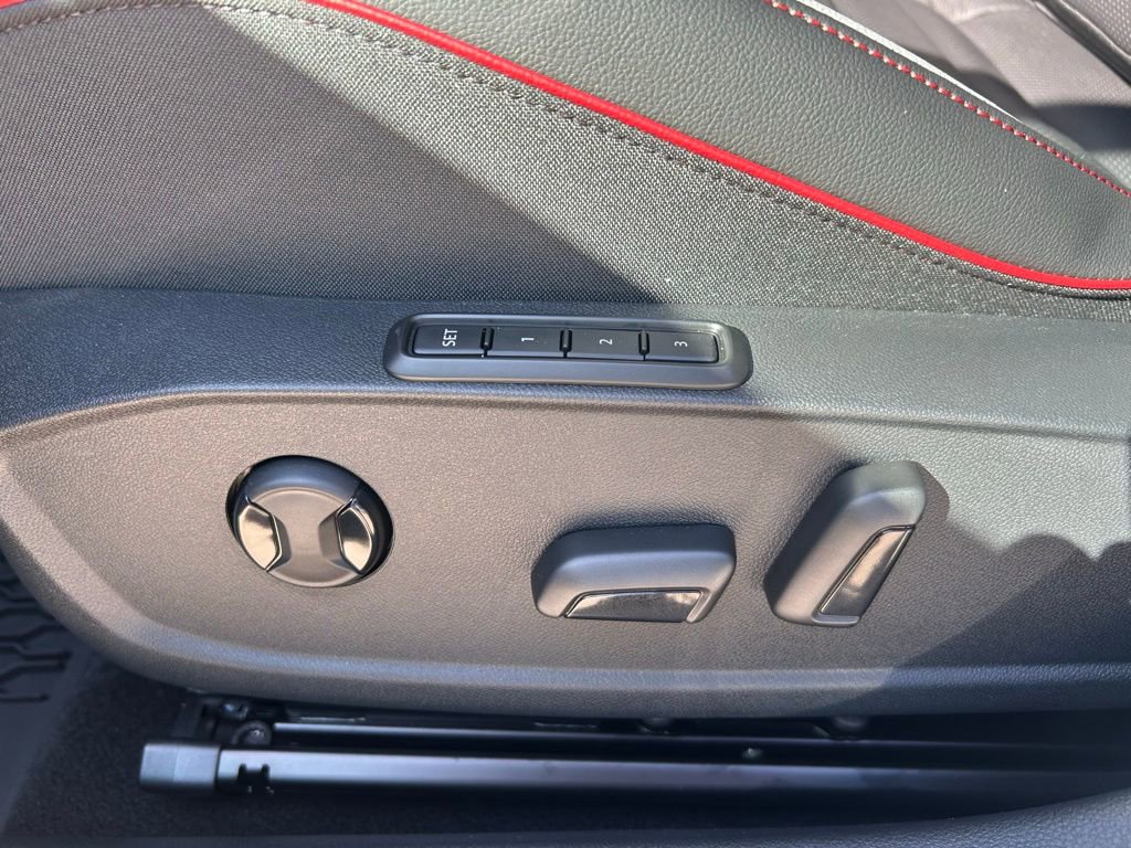 New 2025 Volkswagen GTI SE image 52