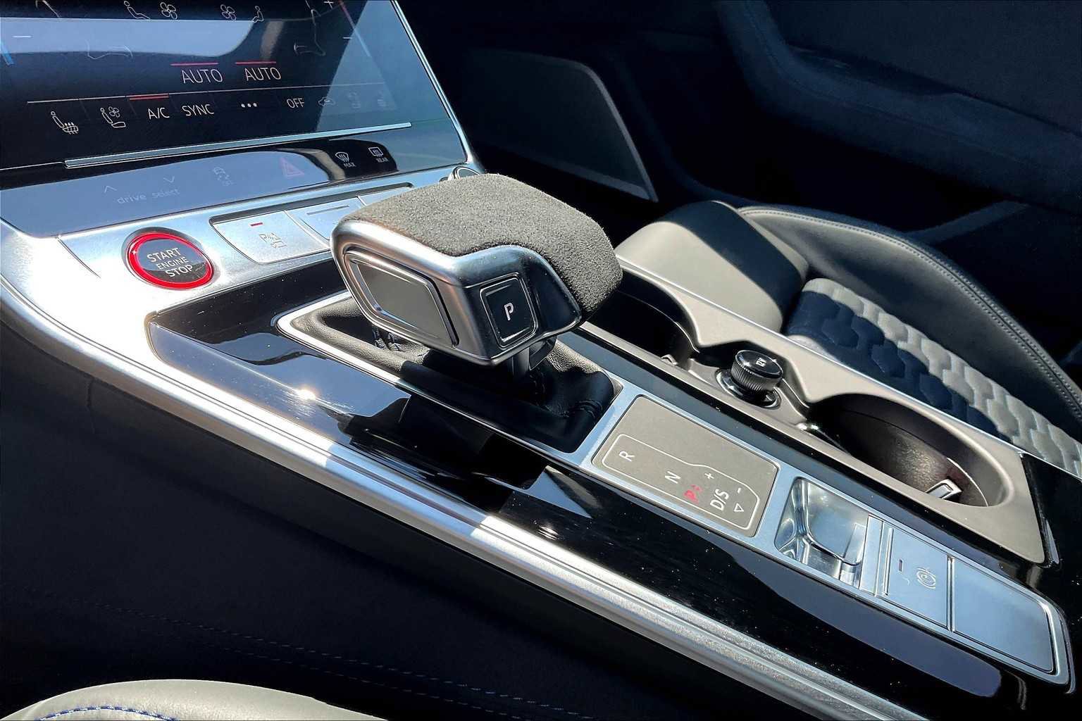 New 2025 Audi RS 6 performance image 7