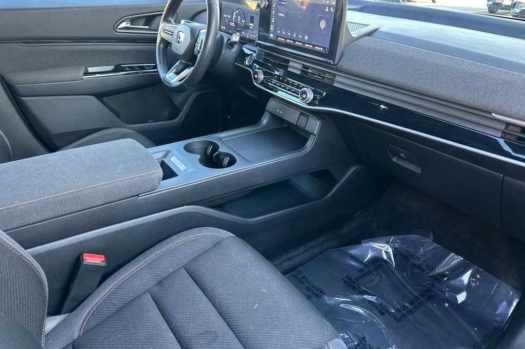Certified 2024 Honda Prologue EX image 18