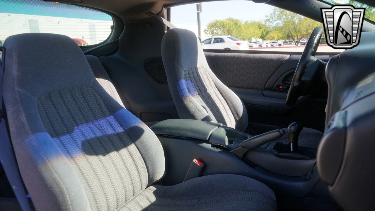 Used 1999 Chevrolet Camaro Z28 w/ Performance Pkg image 15