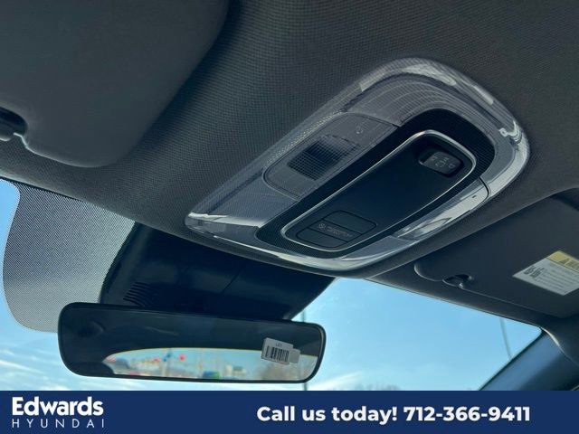 New 2025 Hyundai Elantra SE image 29