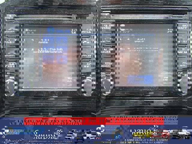 Used 2016 Nissan Juke SL image 11