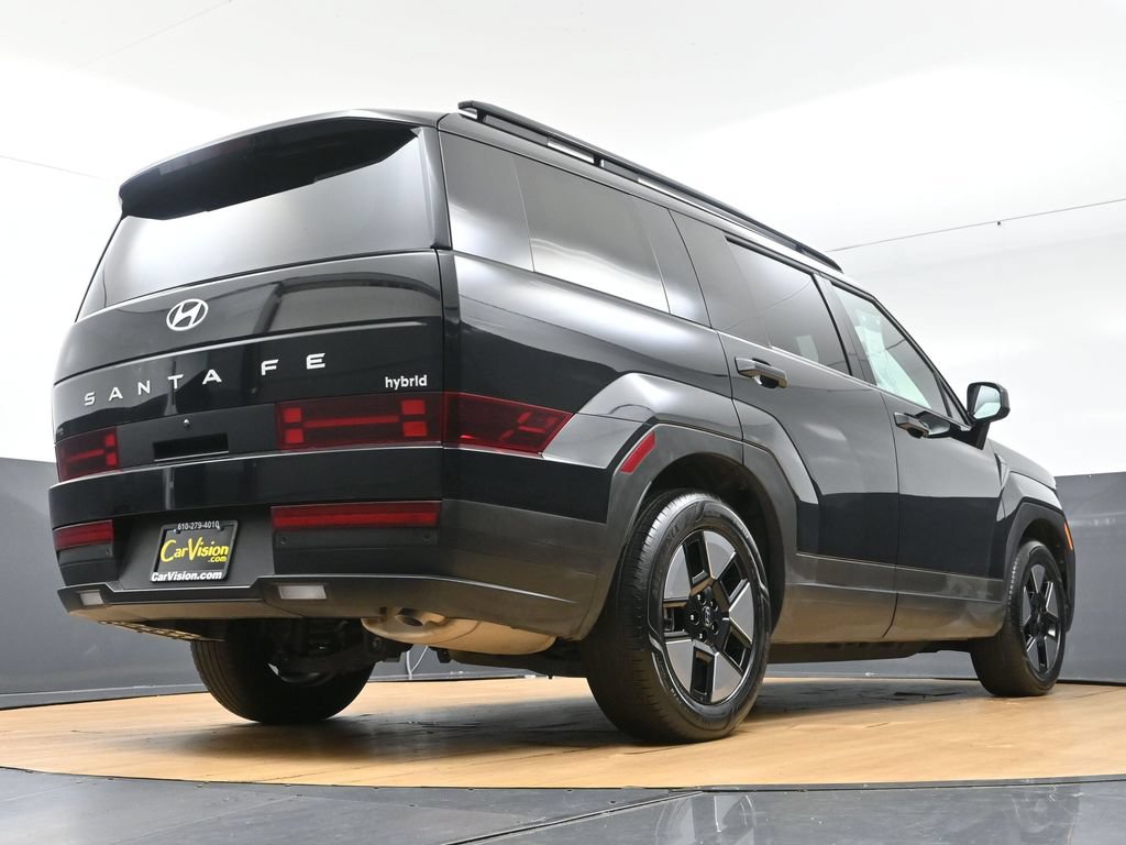 Used 2025 Hyundai Santa Fe SEL FWD image 46