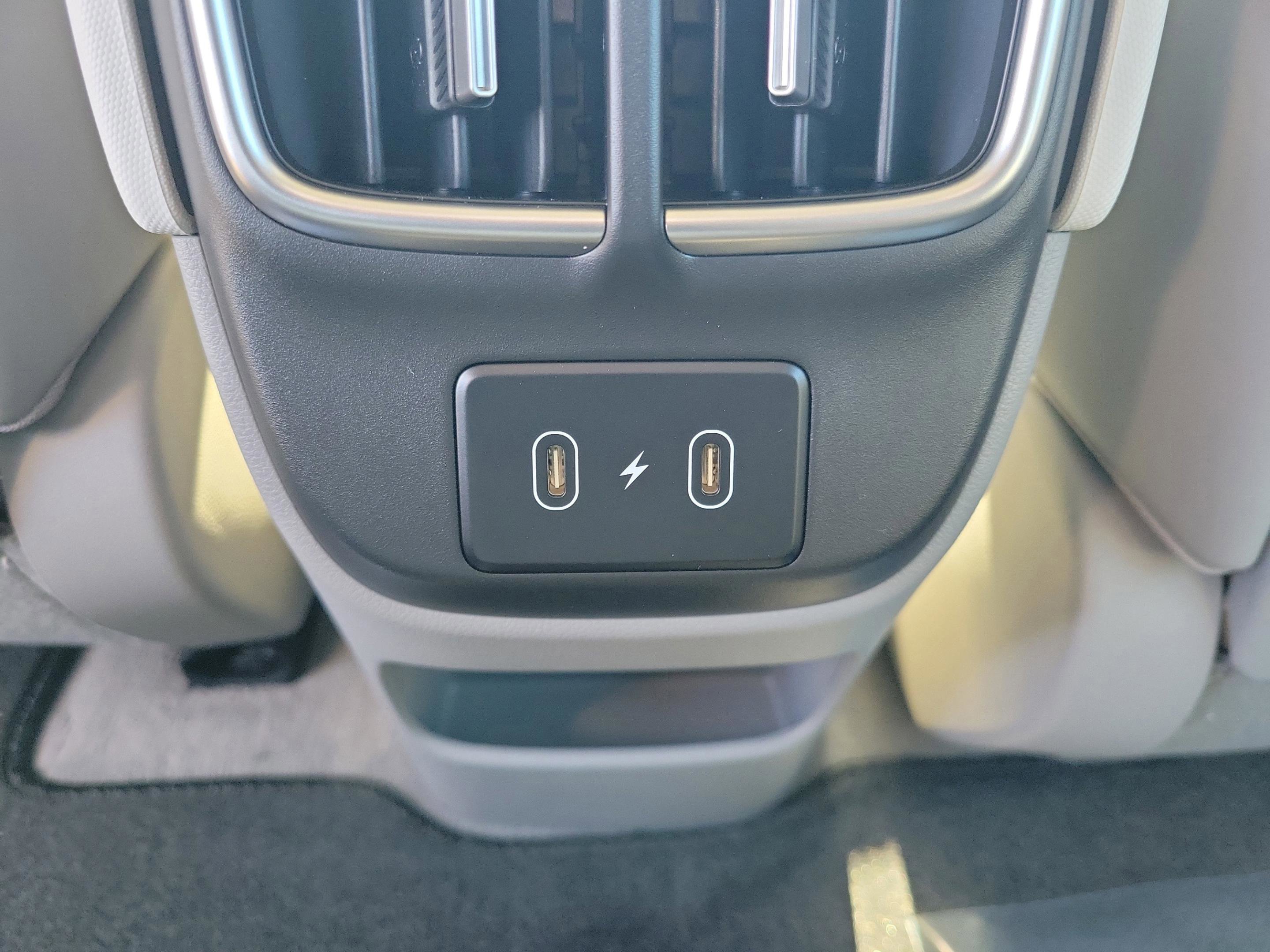 New 2025 Hyundai Ioniq 6 SEL image 8