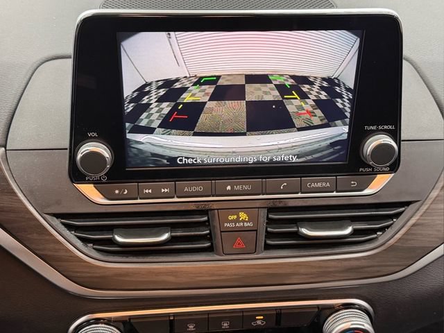 Used 2024 Nissan Altima 2.5 SV FWD image 28