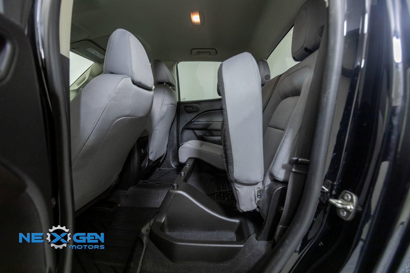 Used 2020 Chevrolet Colorado W/T w/ WT Convenience Package RWD image 28