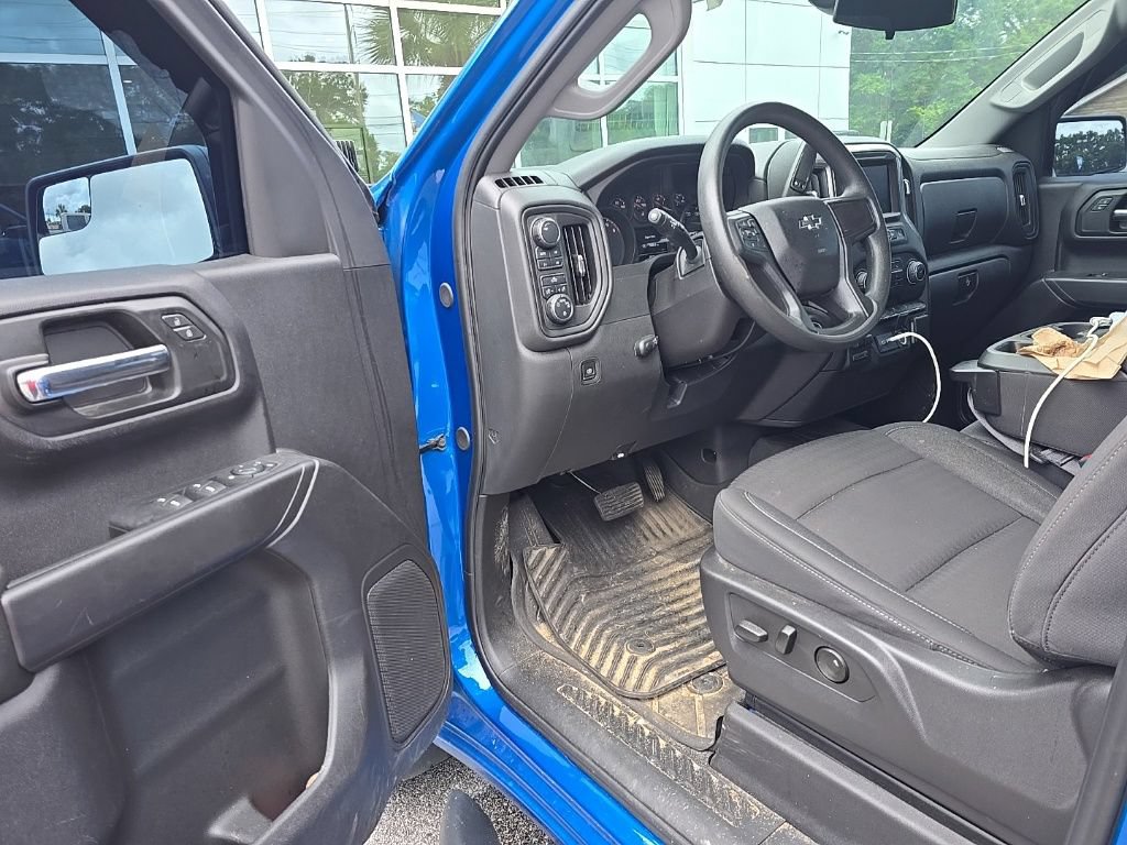Used 2024 Chevrolet Silverado 1500 Custom Trail Boss w/ LPO, Dark Essentials Package AWD/4WD image 14