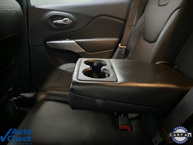 Used 2017 Jeep Cherokee Overland w/ Technology Group image 67