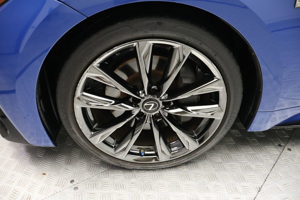 Used 2022 Lexus IS 350 F Sport RWD image 4