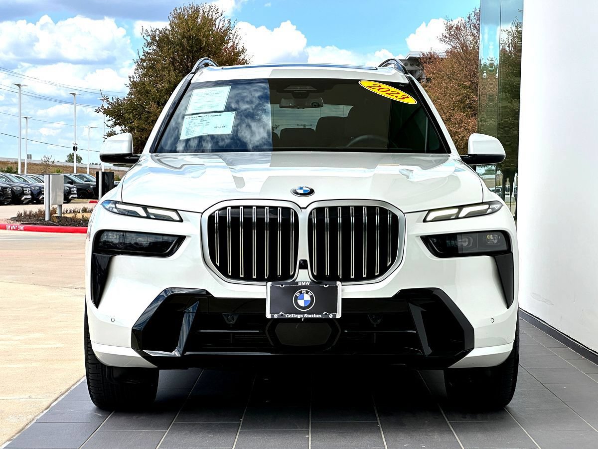 Certified 2023 BMW X7 xDrive40i w/ Executive Package AWD/4WD image 5