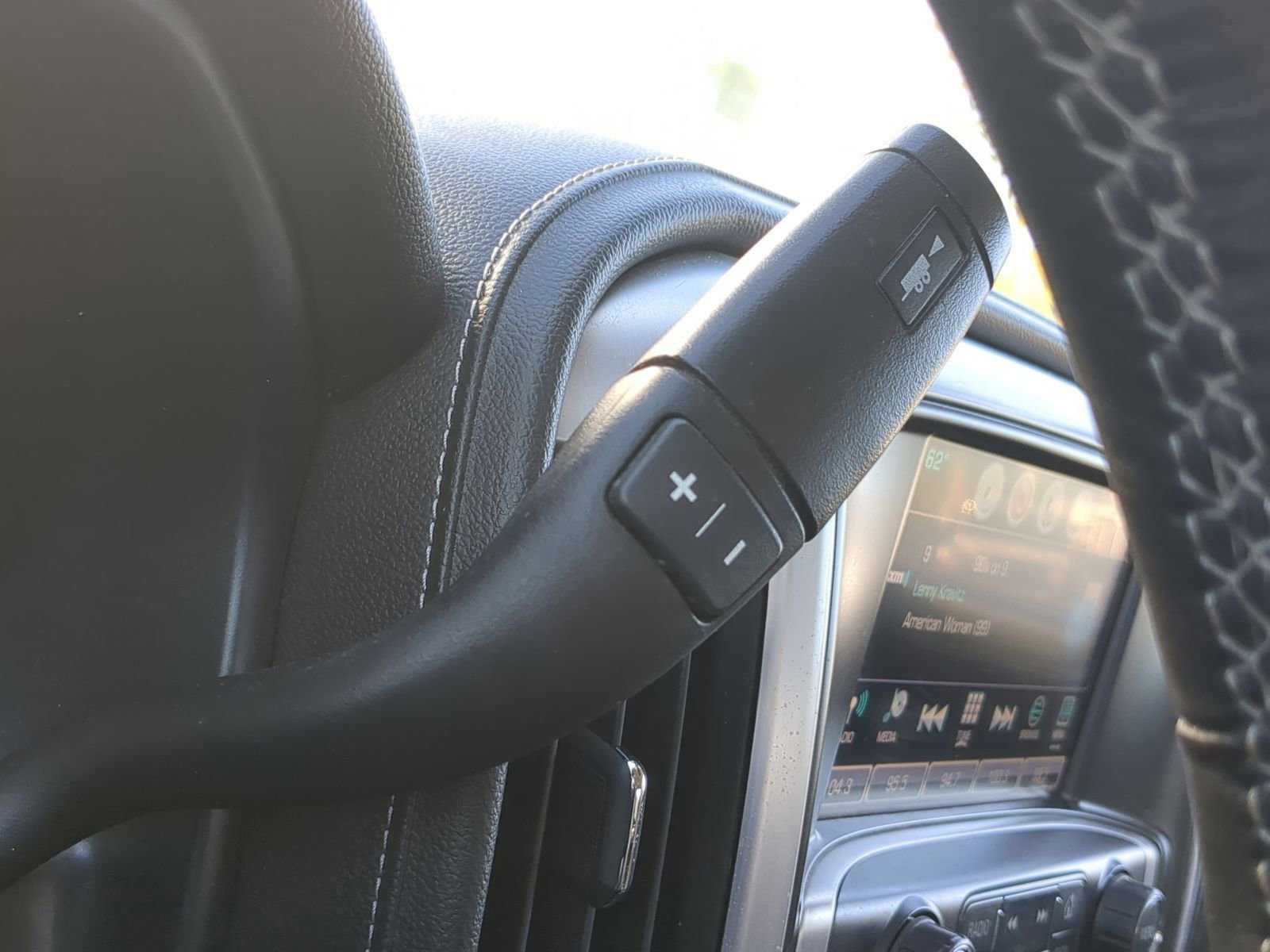 Used 2018 GMC Sierra 1500 SLT image 36