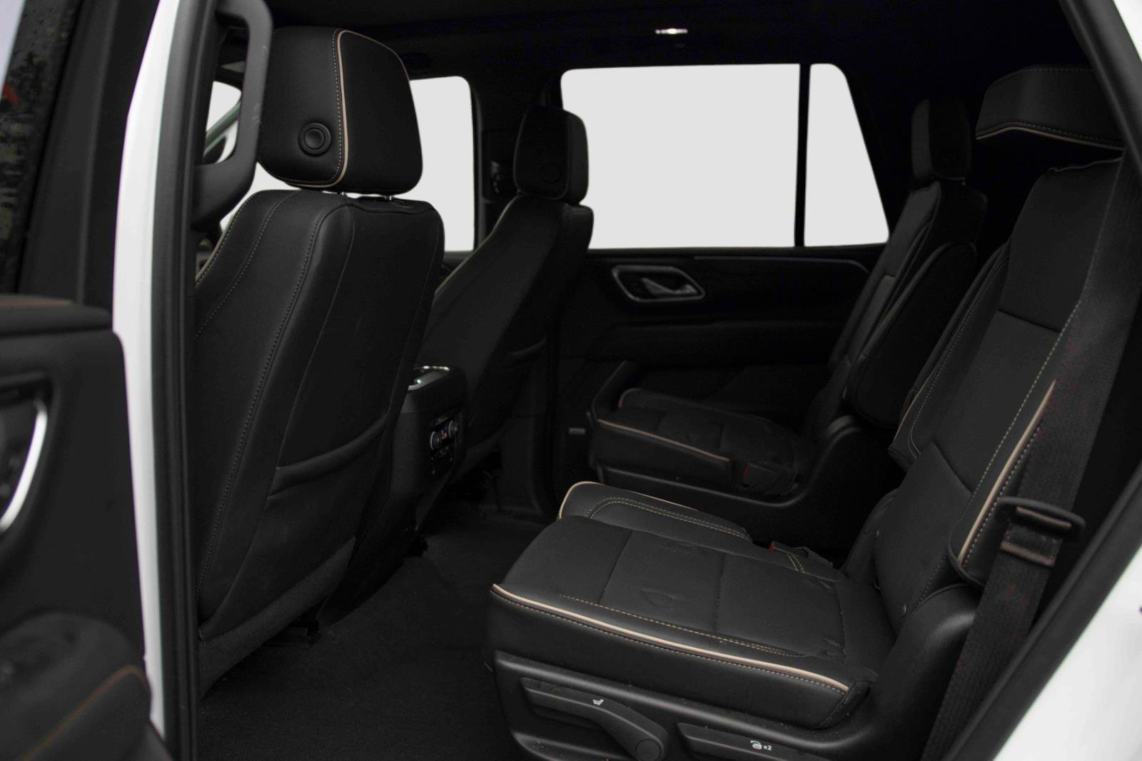 Used 2024 Chevrolet Tahoe Premier image 14