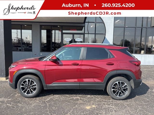 Used 2025 Chevrolet TrailBlazer LT