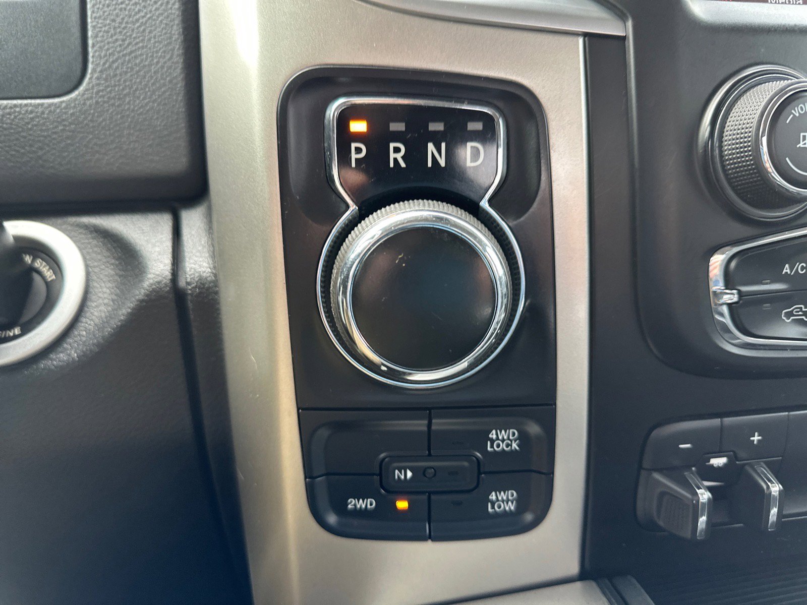 Used 2018 RAM 1500 Outdoorsman image 34