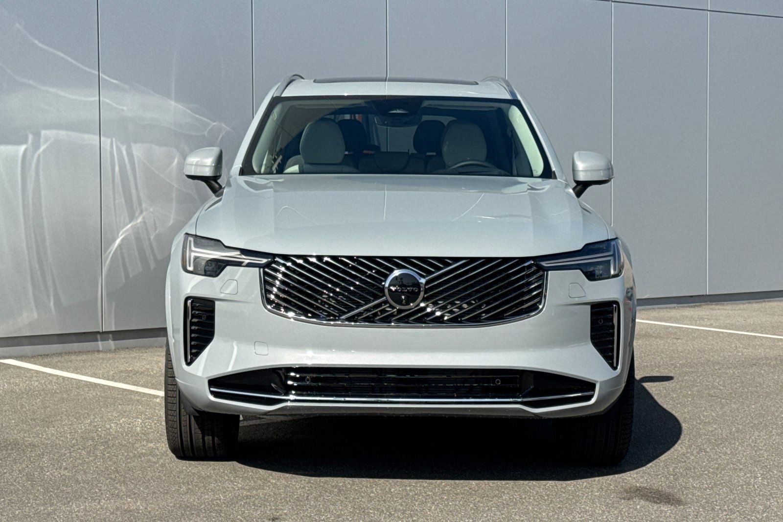 New 2026 Volvo XC90 B6 Ultra w/ Protection Package AWD/4WD image 8