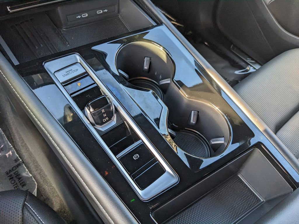 Certified 2025 Volkswagen Atlas Cross Sport SEL R-Line AWD/4WD image 22