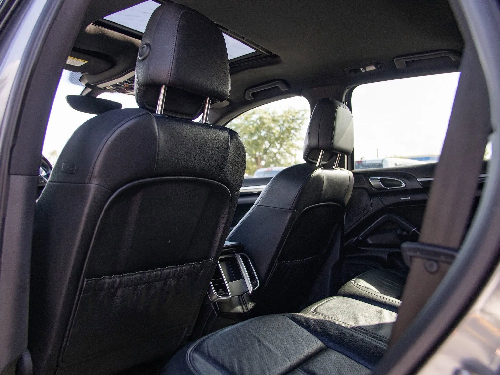 Used 2014 Porsche Cayenne AWD/4WD image 24