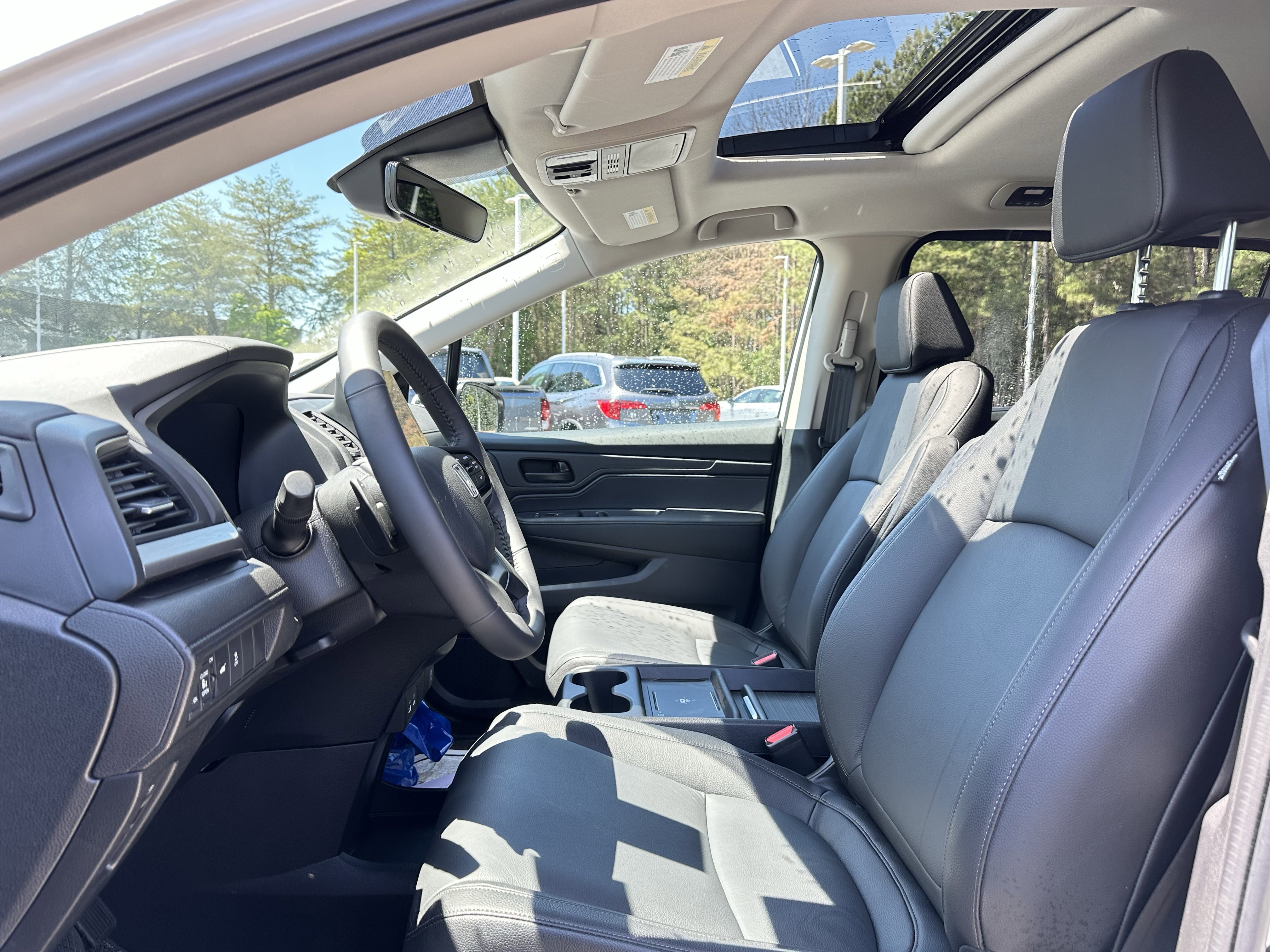 Used 2026 Honda Odyssey EX-L image 7