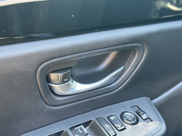 Used 2024 Honda Pilot Sport image 19