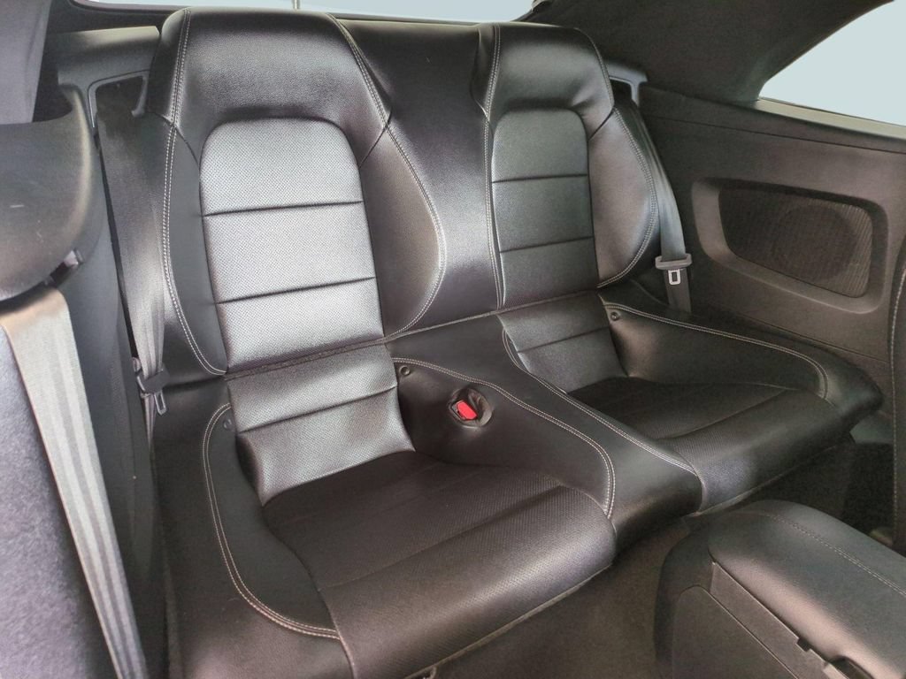 Used 2022 Ford Mustang Premium RWD image 25