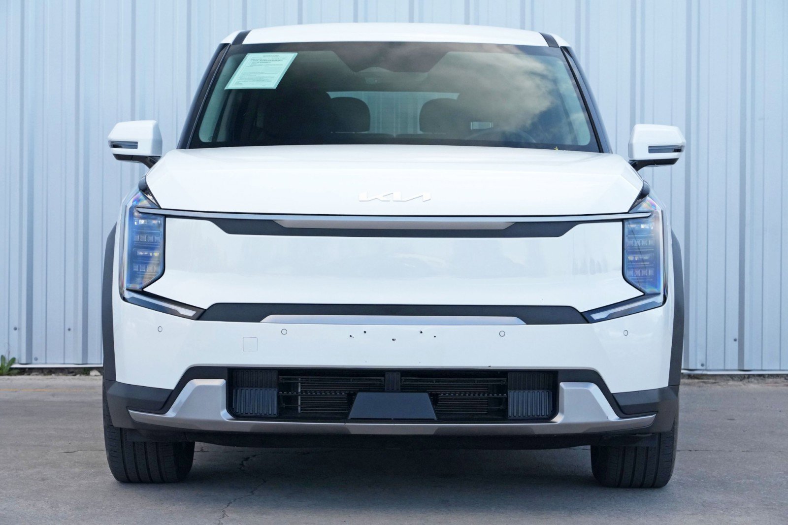 Used 2024 Kia EV9 Light image 6