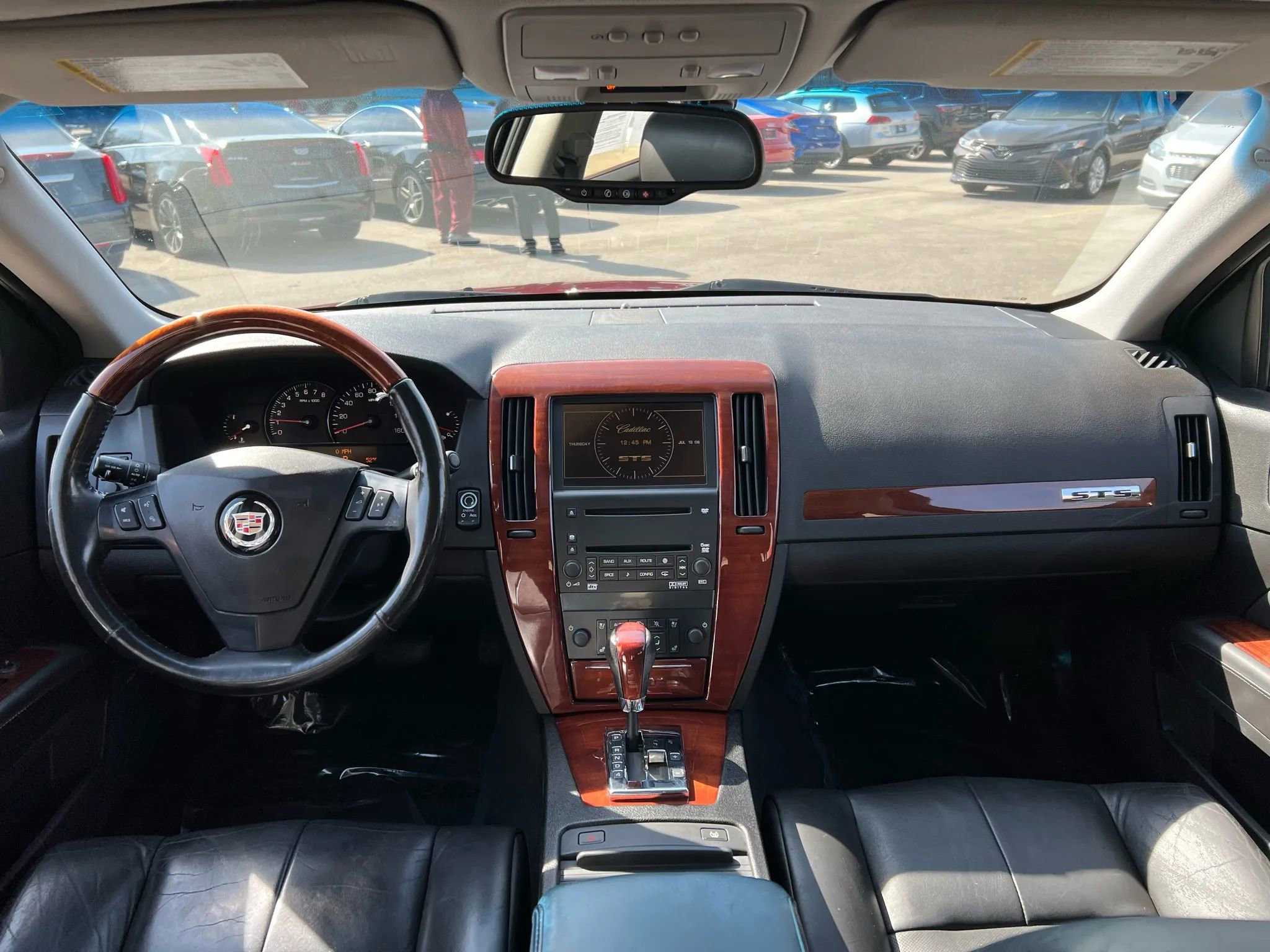 Used 2006 Cadillac STS w/ Preferred Equipment Group image 9