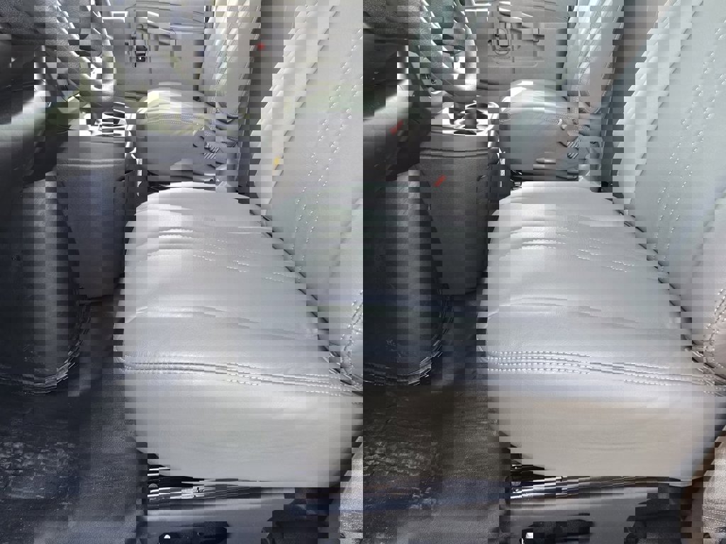 New 2025 Chevrolet Express 2500 w/ Driver Convenience Package image 17
