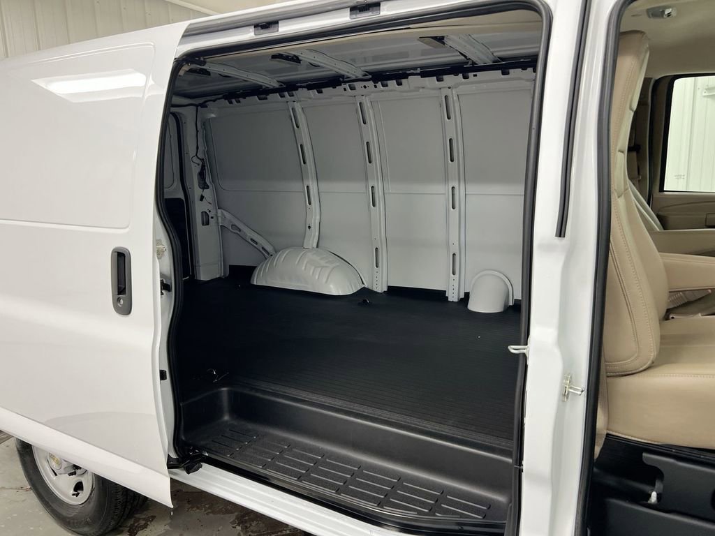 New 2026 Chevrolet Express 2500 w/ Driver Convenience Package image 21