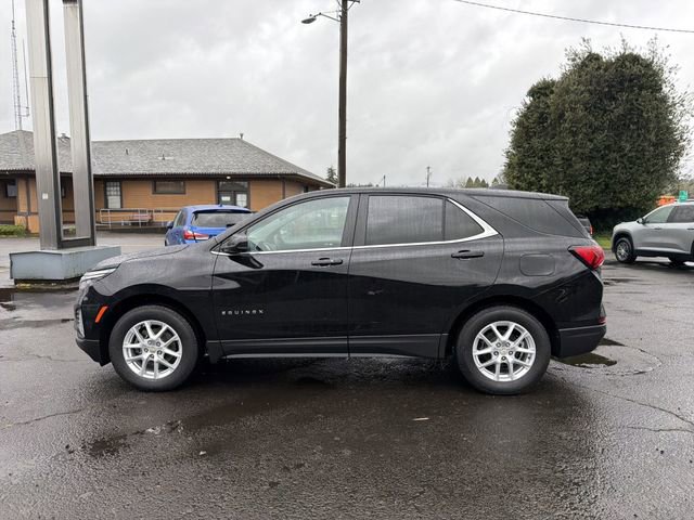 Used 2024 Chevrolet Equinox LT image 2