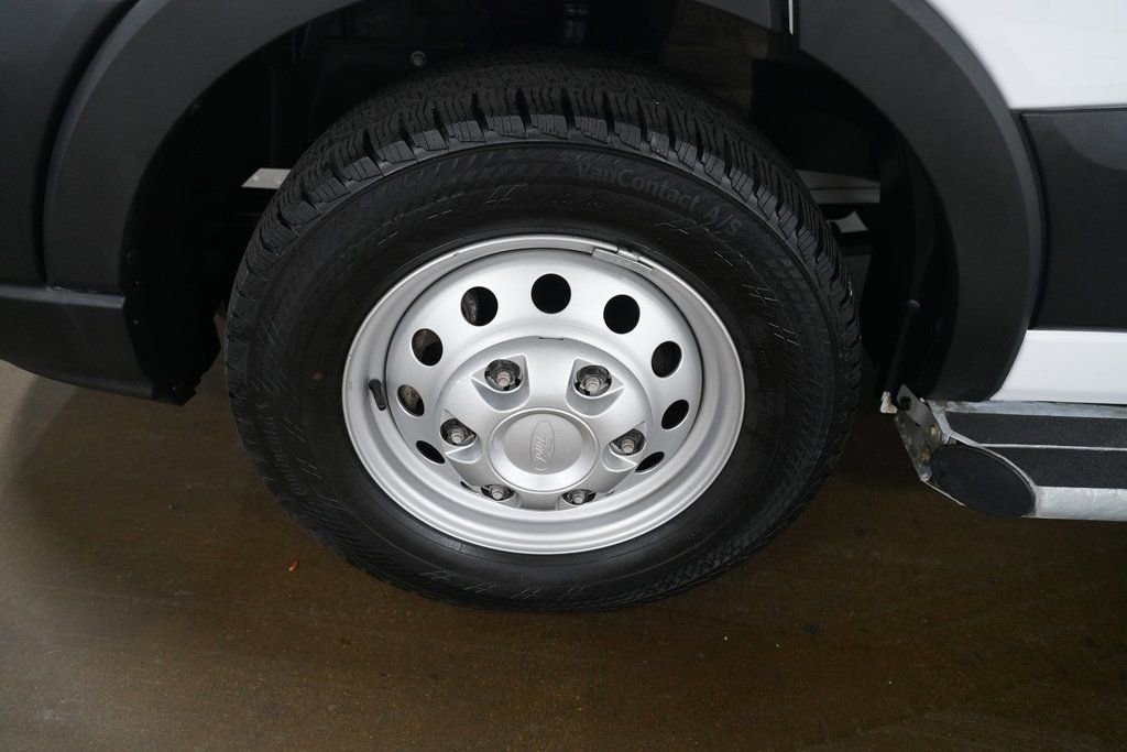 Used 2024 Ford Transit 250 Low Roof AWD w/ Exterior Upgrade Package image 26